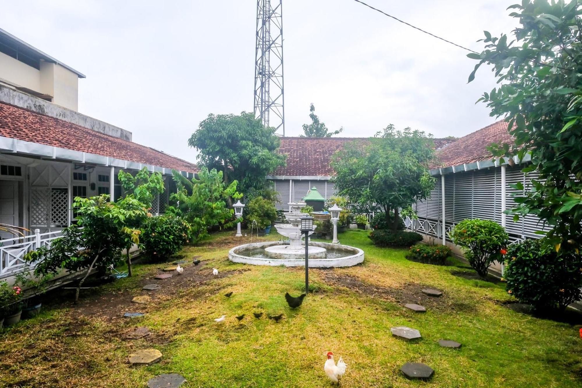 Reddoorz Syariah At Griya Raharja Klaten Exterior foto